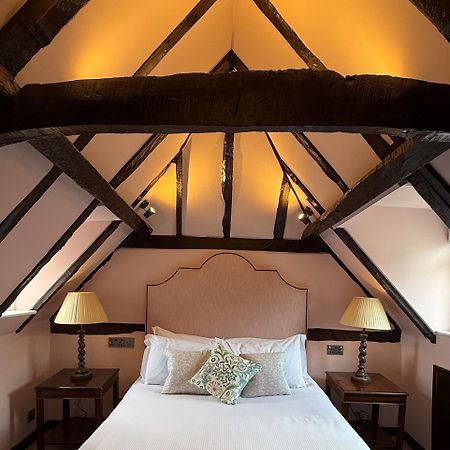Ockenden Manor Hotel&Spa Cuckfield Buitenkant foto