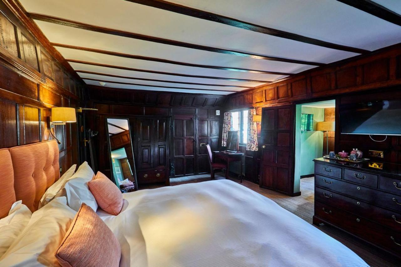 Ockenden Manor Hotel&Spa Cuckfield Buitenkant foto
