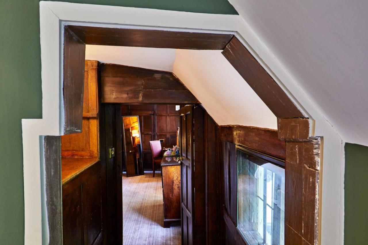 Ockenden Manor Hotel&Spa Cuckfield Buitenkant foto