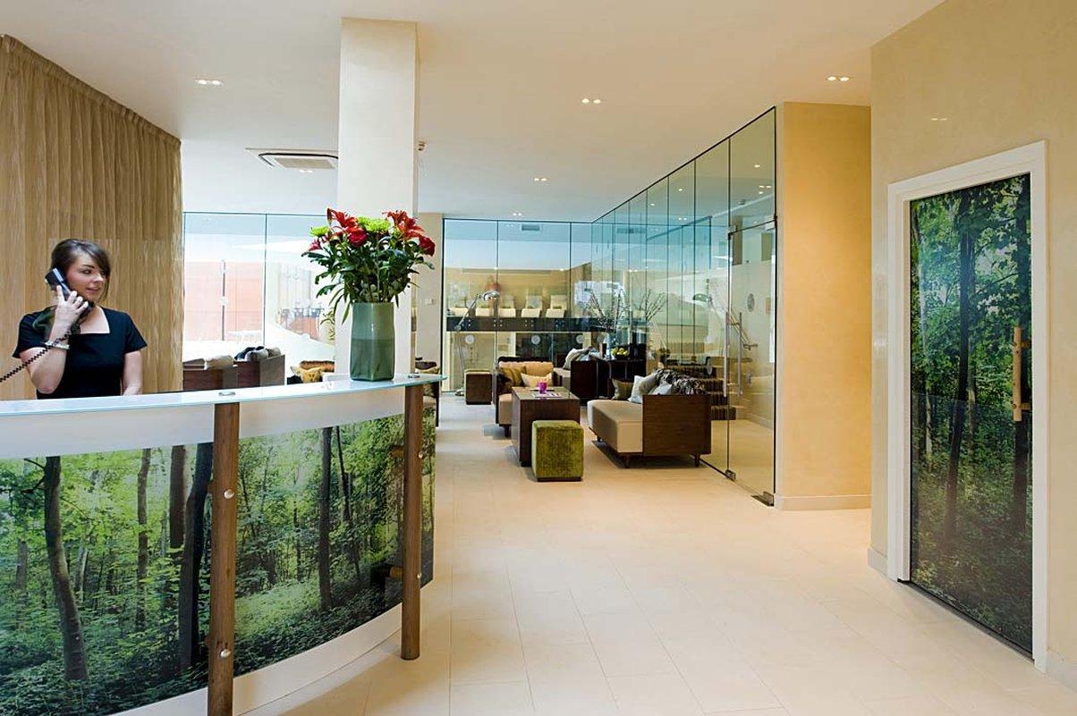 Ockenden Manor Hotel&Spa Cuckfield Buitenkant foto
