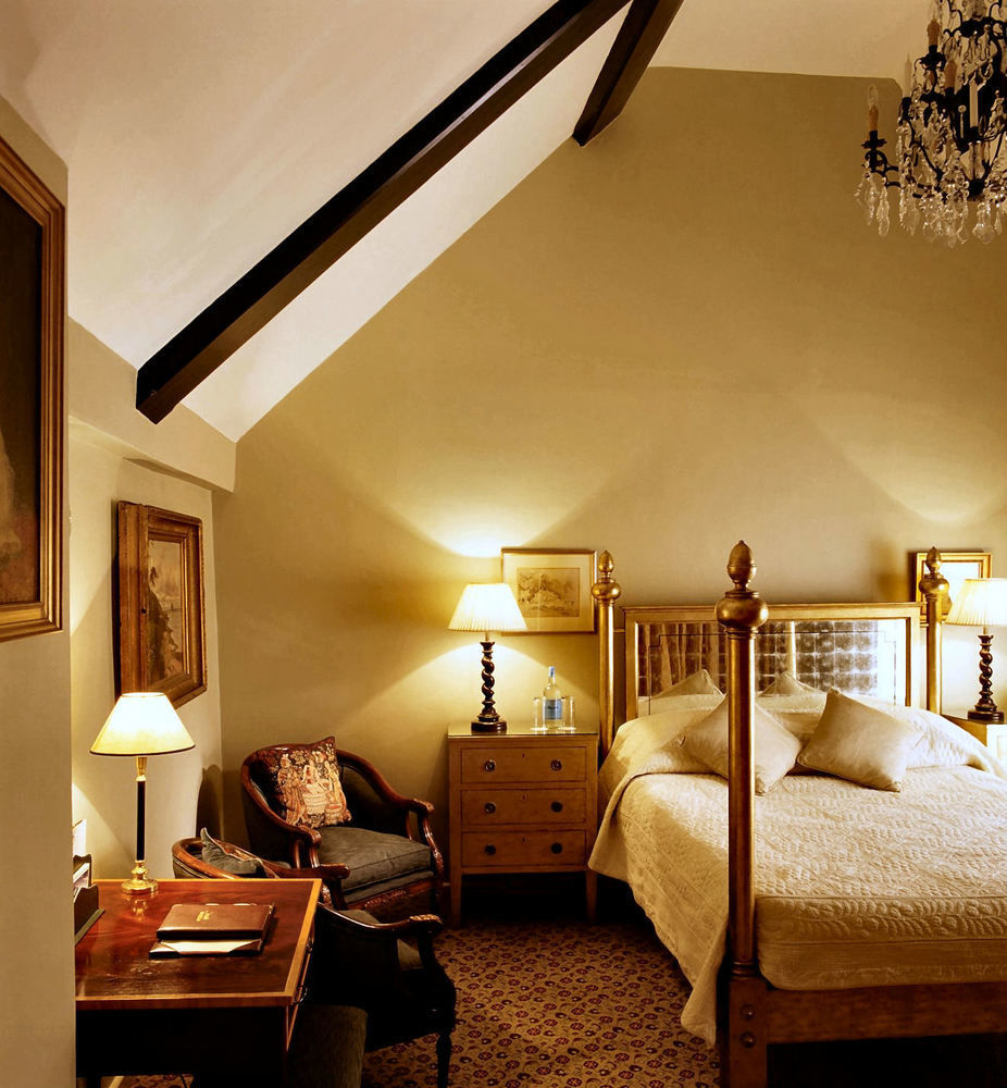 Ockenden Manor Hotel&Spa Cuckfield Buitenkant foto