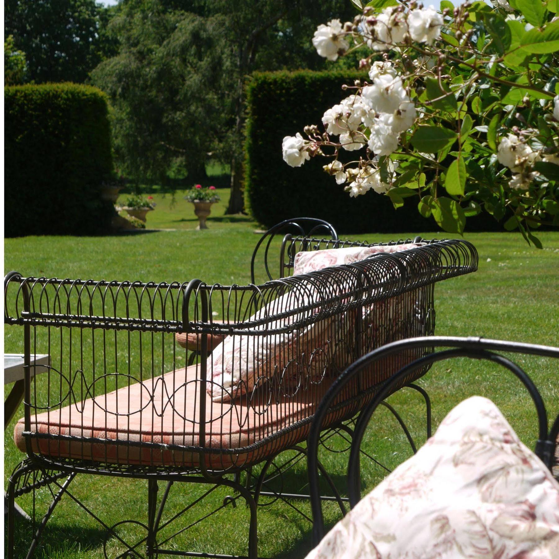 Ockenden Manor Hotel&Spa Cuckfield Buitenkant foto